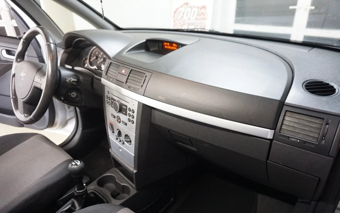 Opel Meriva cena 9900 przebieg: 112000, rok produkcji 2004 z Kluczbork małe 596